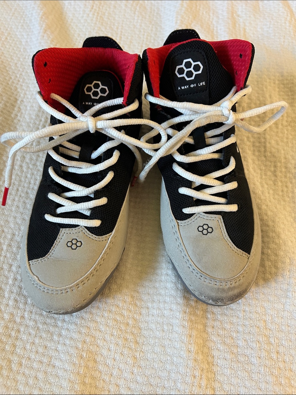 RUDIS Kids High-Top Wrestling Shoe in Black, Gray and Red